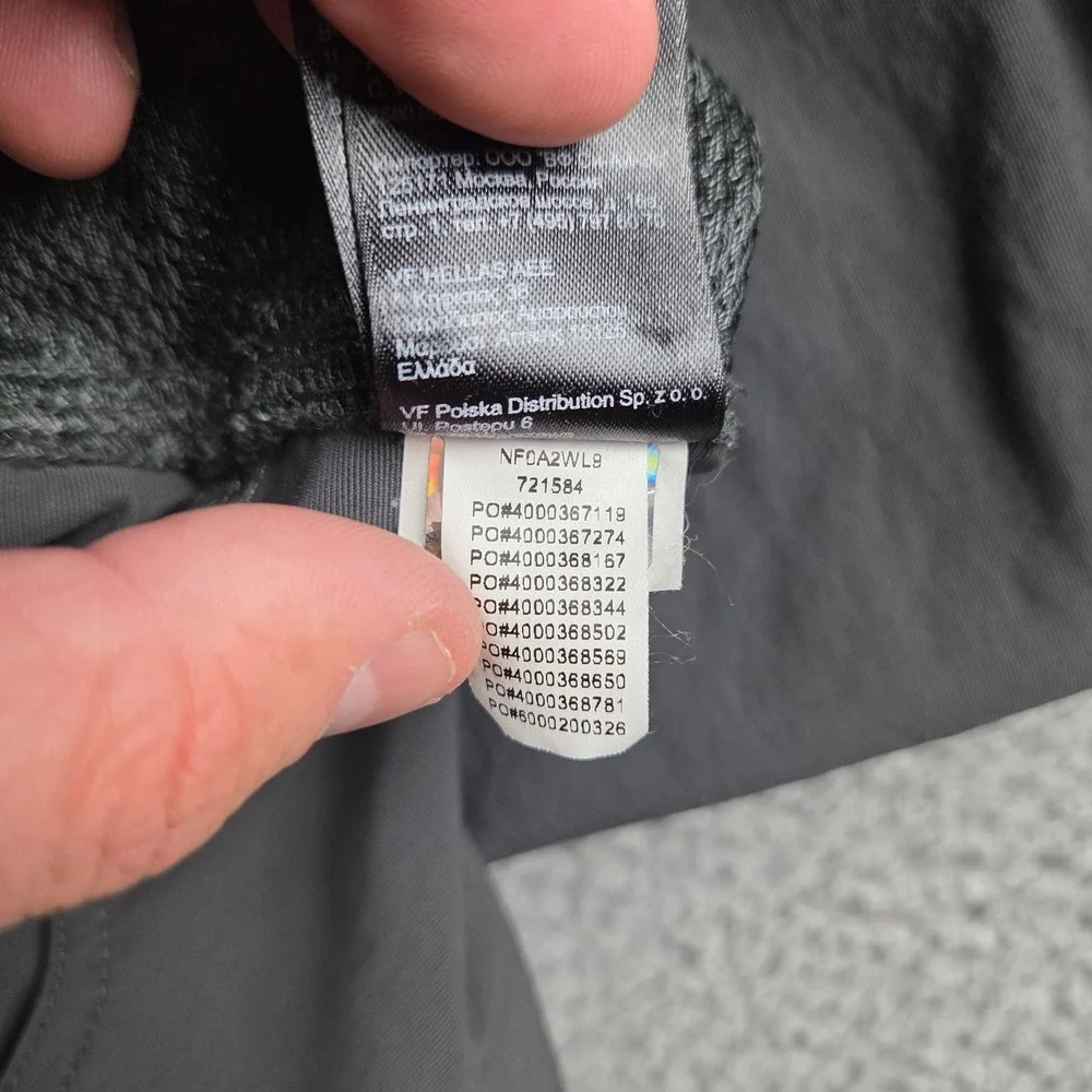 The North Face Belted Cargo‎ Hiking Shorts Mens Size XL (36x10) Gray